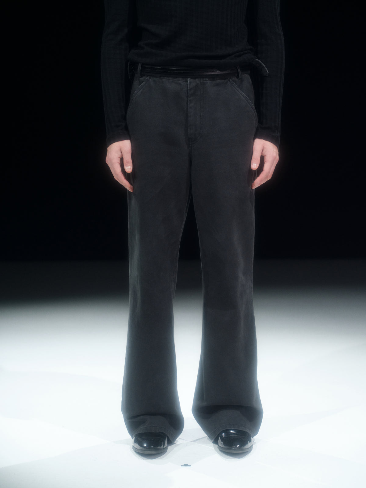 C05 FLARE Washed Flare Leg Pants