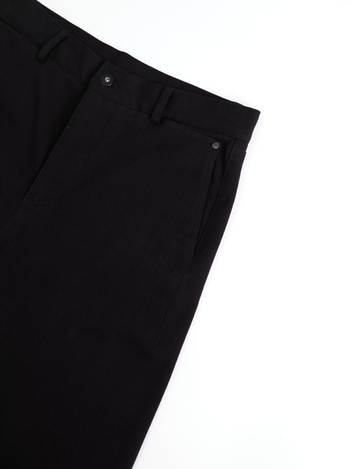 C08 DARTS Straight-Leg Quilted Jeans