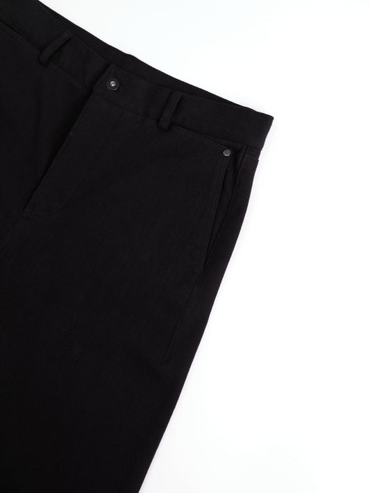 C08 DARTS Straight-Leg Quilted Jeans